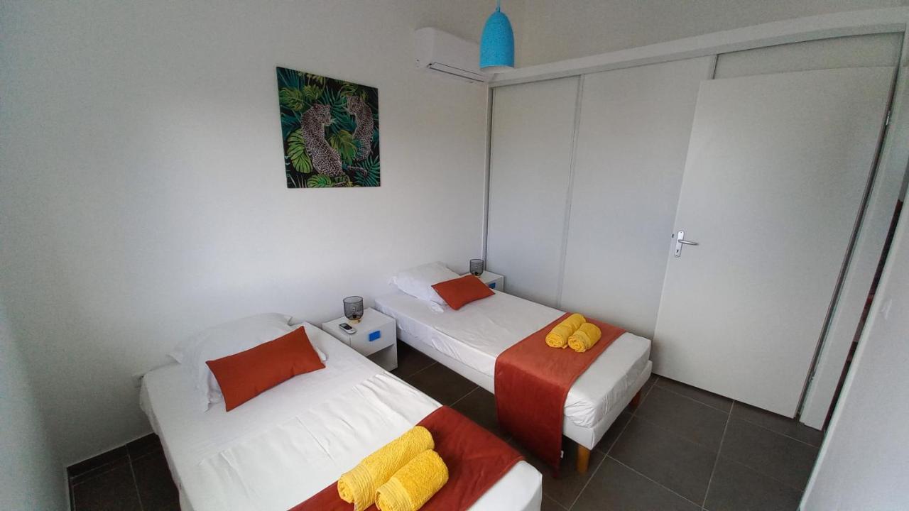 VILLA LOVADO avec JACUZZI Saint-Francois  Extérieur photo